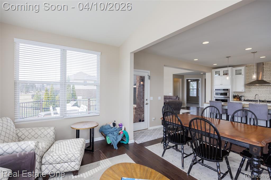 120 Crestview Drive, Rochester, MI 48306 — Photo 19