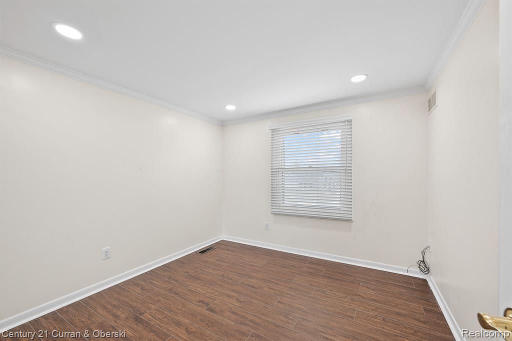 42185 BAINTREE Circle, Northville, MI 48168 — Photo 20