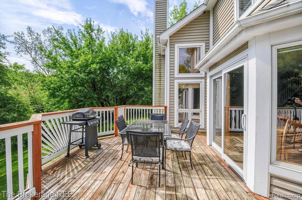 8535 Ridge Road, Goodrich Vlg, MI — Photo 6