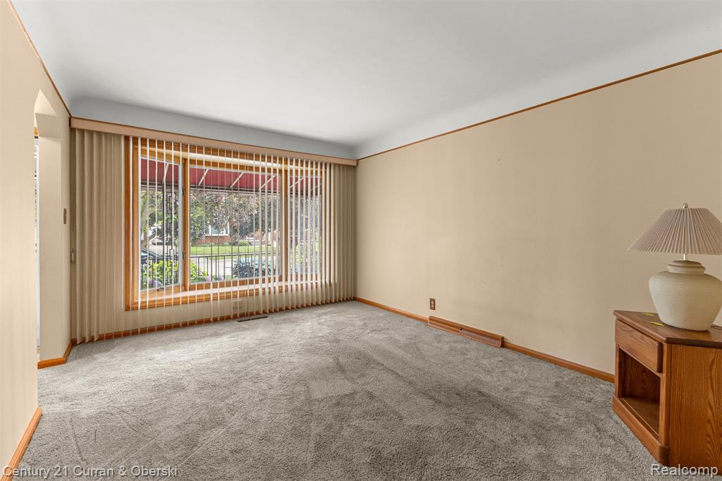 7146 Luana Avenue, Allen Park, MI 48101 — Photo 36