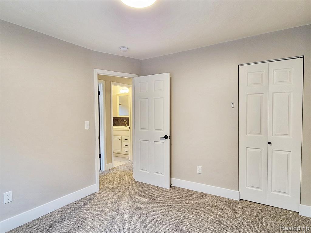 4612 KATHERINE Street, Dearborn Heights, MI 48125 — Photo 22