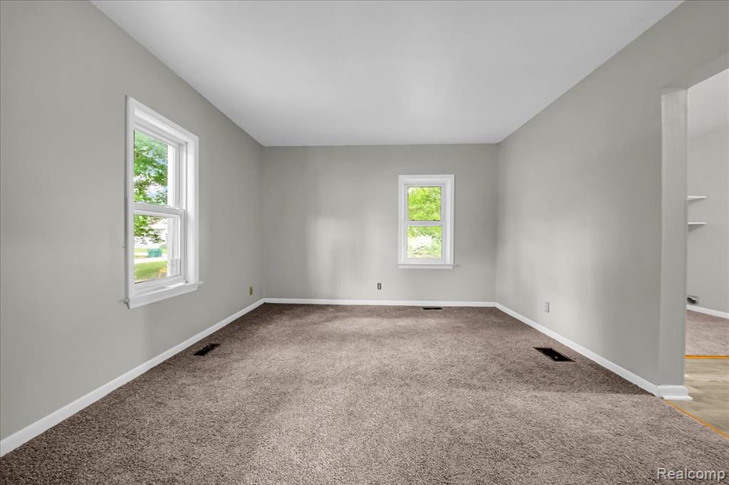 909 Maplewood Avenue, Ypsilanti, MI 48198 — Photo 5