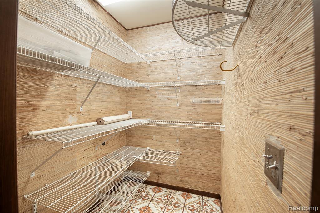 4993 Tiohero Boulevard, Clarkston, MI 48348 — Photo 30