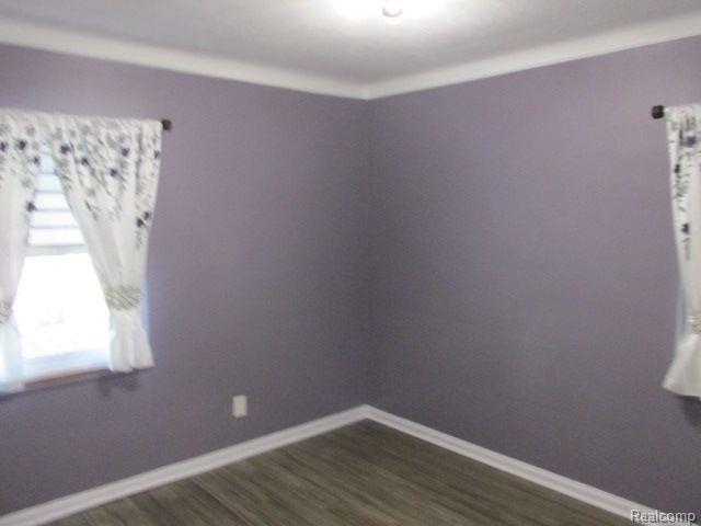 1915 LANCASTER Street, Grosse Pointe Woods, MI 48236 — Photo 6