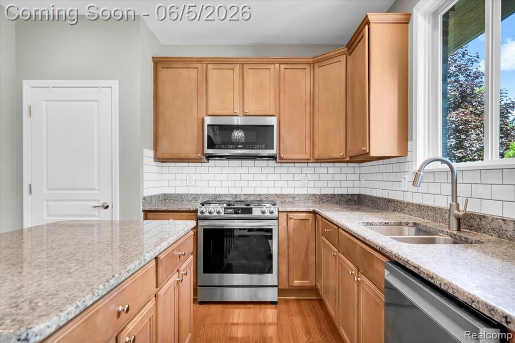 48794 Freestone Drive, Northville, MI 48168 — Photo 14