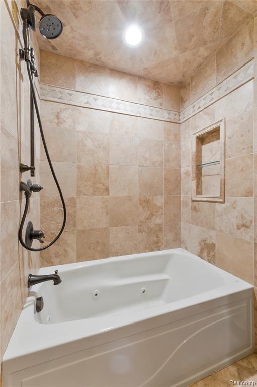 4651 Eddystone Circle, Clarkston, MI — Photo 49