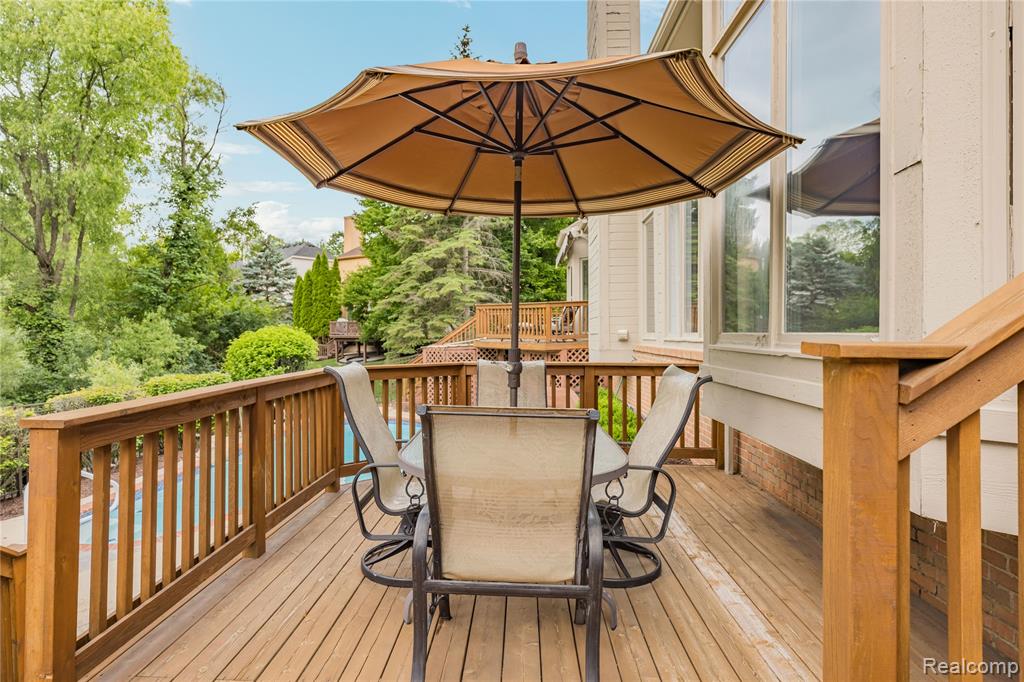 6567 Claremore Court, West Bloomfield, MI — Photo 42