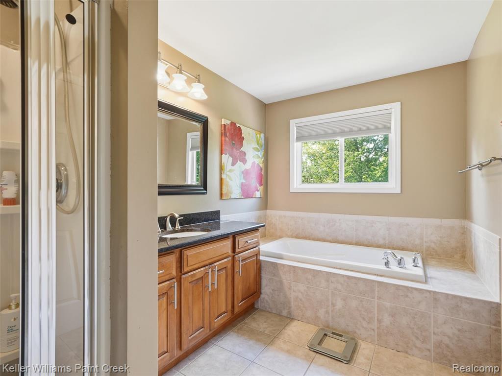 101 Willow Lake Drive, Oxford, MI 48371 — Photo 32