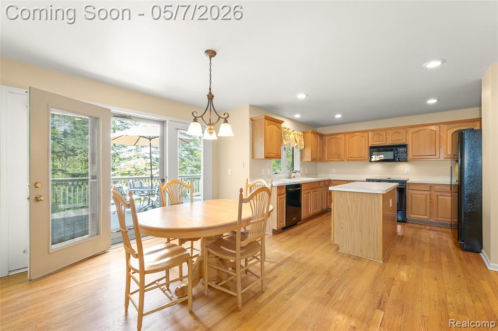 9124 Countrywood Drive, Plymouth, MI 48170 — Photo 11