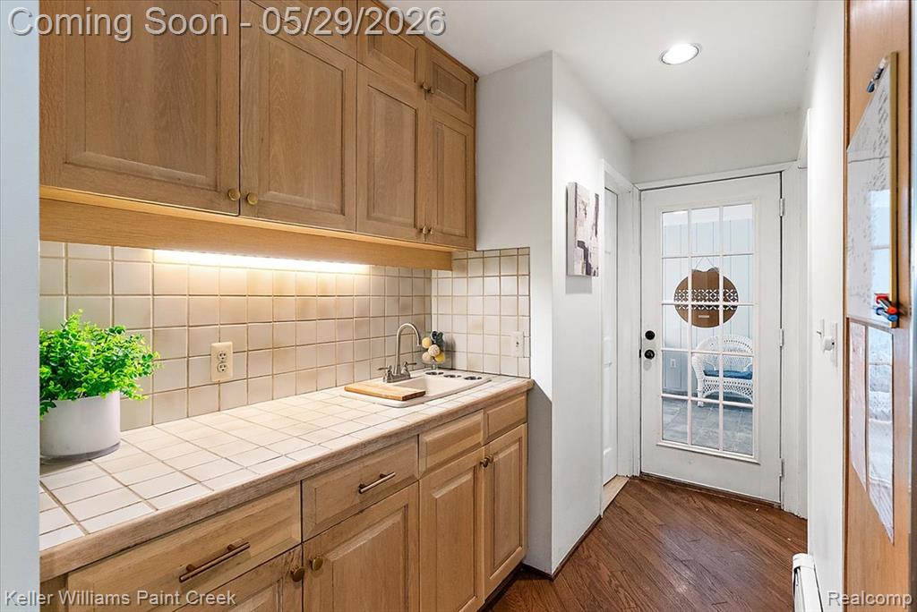 5795 Thorny Ash Road, Rochester, MI 48306 — Photo 19
