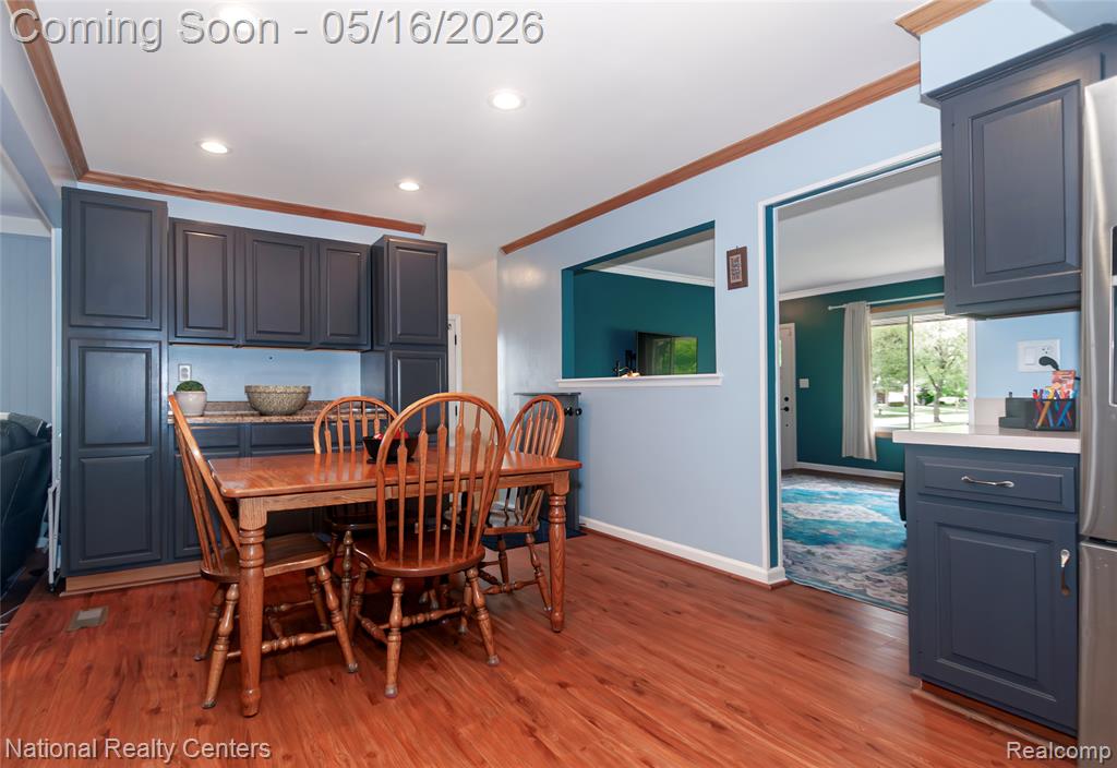 2446 Milverton Drive, Troy, MI 48083 — Photo 11