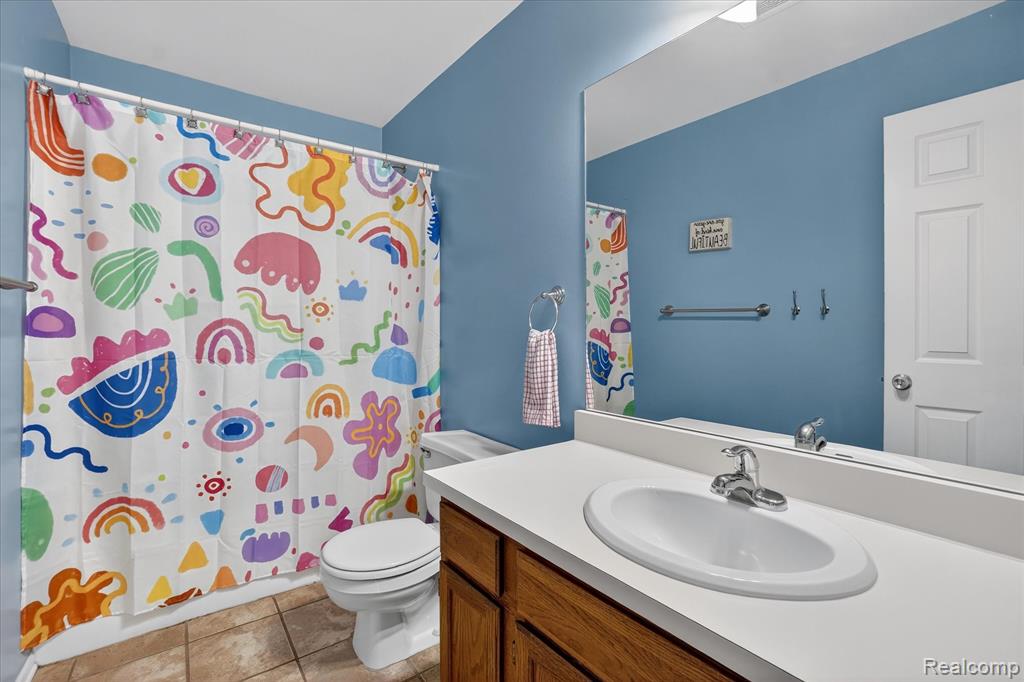 8051 Rose Lane, Goodrich Vlg, MI — Photo 24