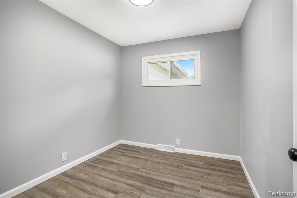 454 Marie Avenue, Battle Creek, MI 49037 — Photo 14