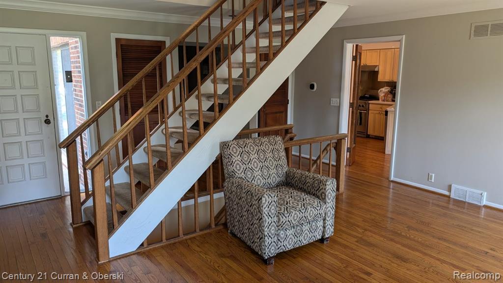 5 Colony Lane, Ford Rd, Dearborn, MI 48120 — Photo 4