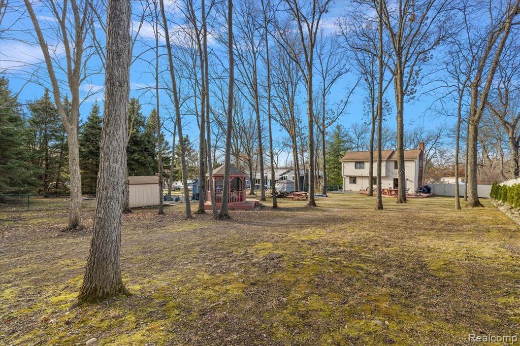5621 SALLY Road, Clarkston, MI 48348 — Photo 62