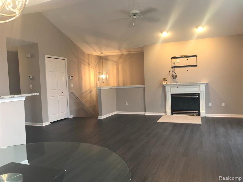 26210 Chesapeake Circle, Walled Lake, MI 48390 — Photo 8
