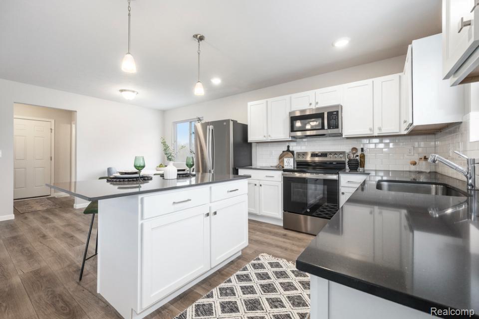 8185 Moonlight Creek Lane, Fowlerville, MI 48836 — Photo 10