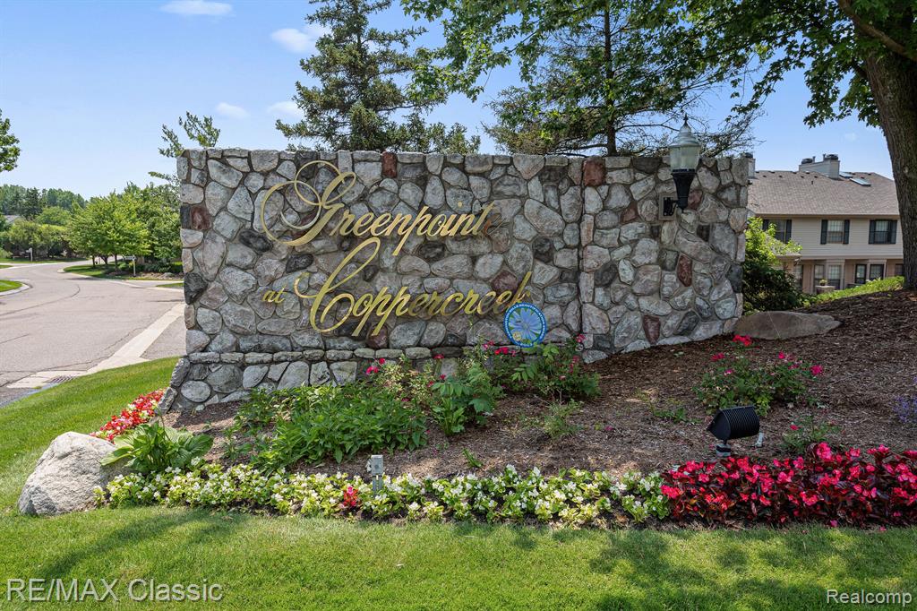 38360 Chessington, Farmington Hills, MI 48331 — Photo 34