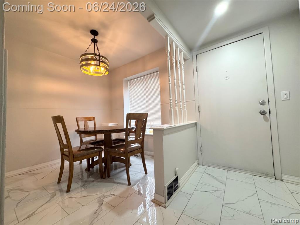4386 15 Mile Road, 64, Sterling Heights, MI 48310 — Photo 13