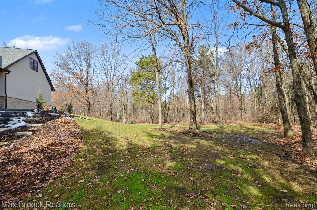 668 Pinery Boulevard, Lake Orion, MI 48362 — Photo 51
