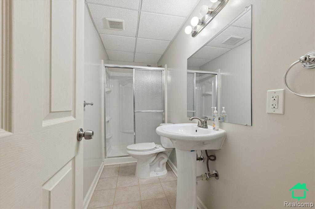 51065 Weston Drive, Plymouth, MI 48170 — Photo 50