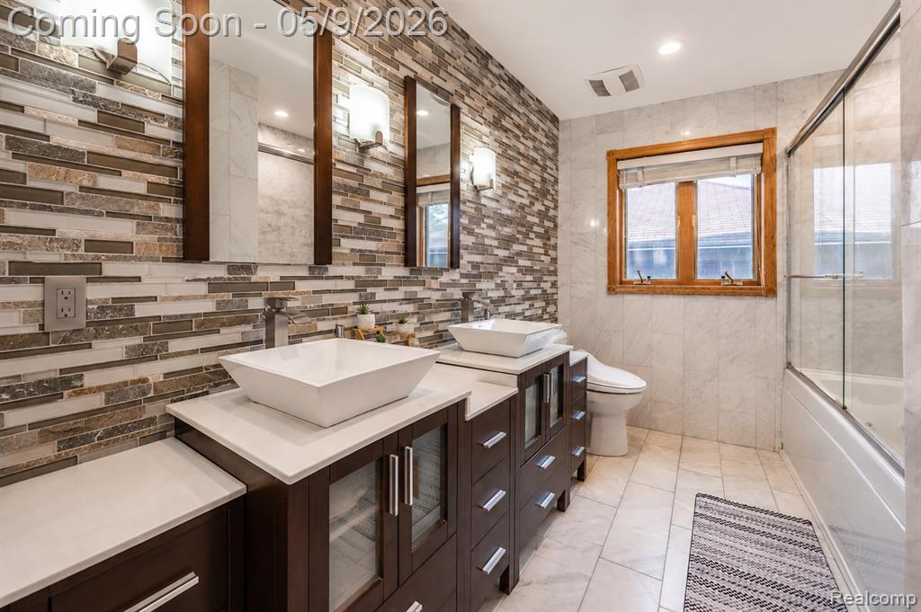 22501 Maple Street, Saint Clair Shores, MI 48081 — Photo 18