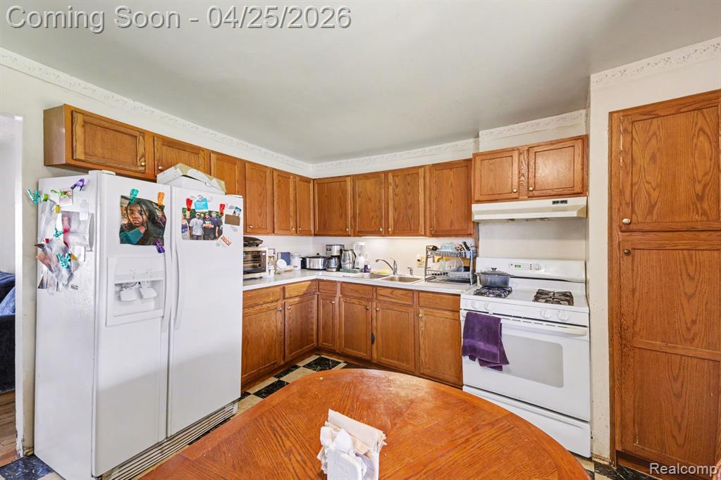 634 Kenilworth Avenue, Pontiac, MI 48340 — Photo 7