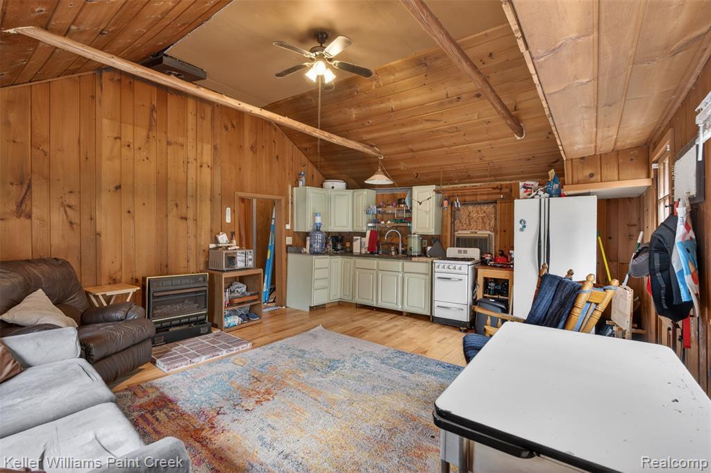 5429 Daily Road, Clement, MI 48610 — Photo 3