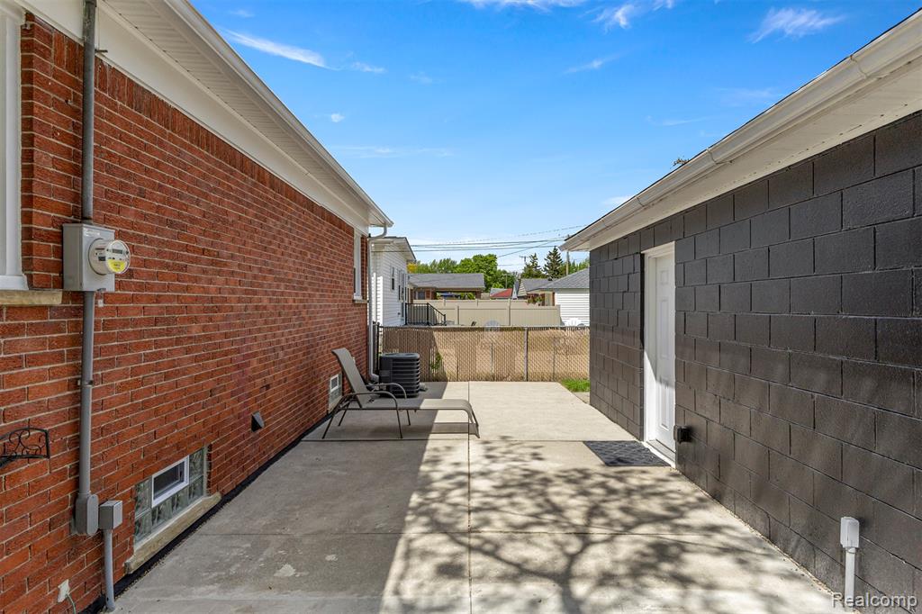 2515 21st Street, Wyandotte, MI 48192 — Photo 43