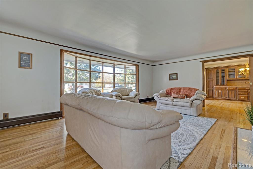 300 Sherman Court, Ortonville, MI 48462 — Photo 19