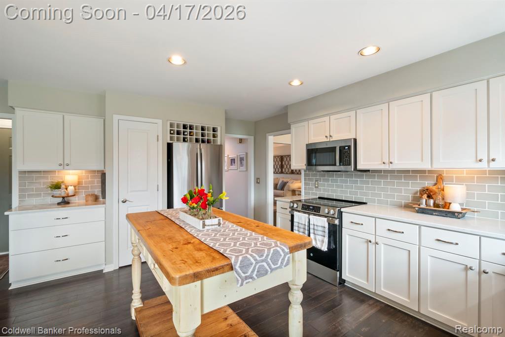 8983 Quail Circle, Plymouth, MI 48170 — Photo 25