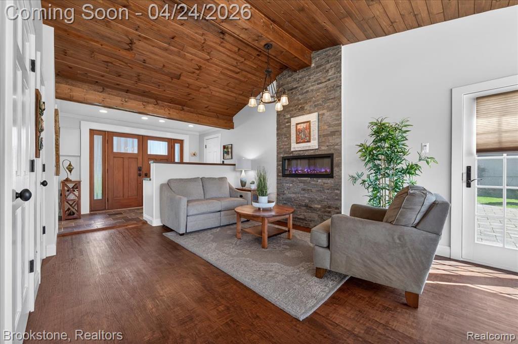 3426 KINGSWAY, Highland, MI 48356 — Photo 18