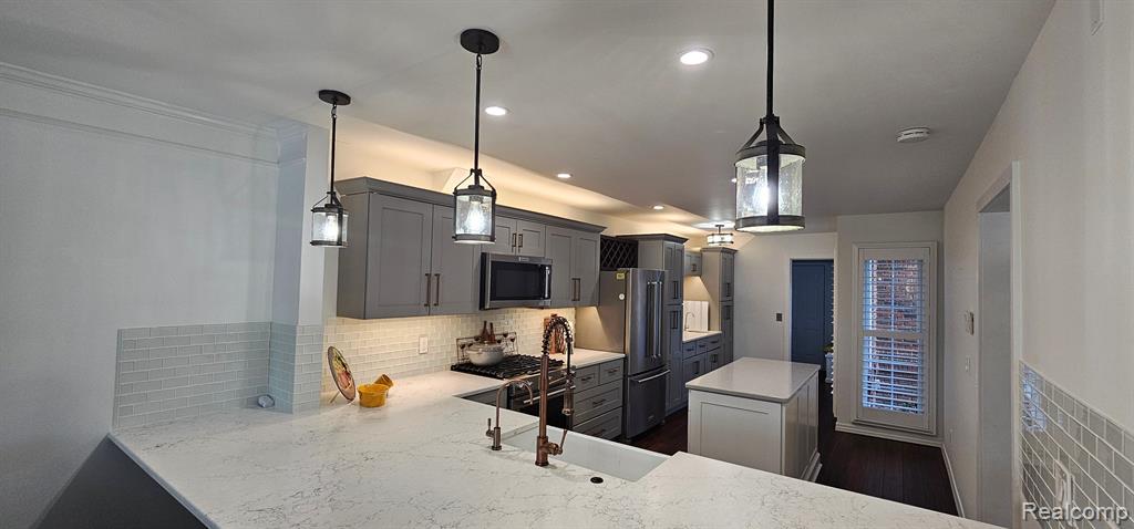 39575 VILLAGE RUN Drive, Northville, MI 48168 — Photo 15