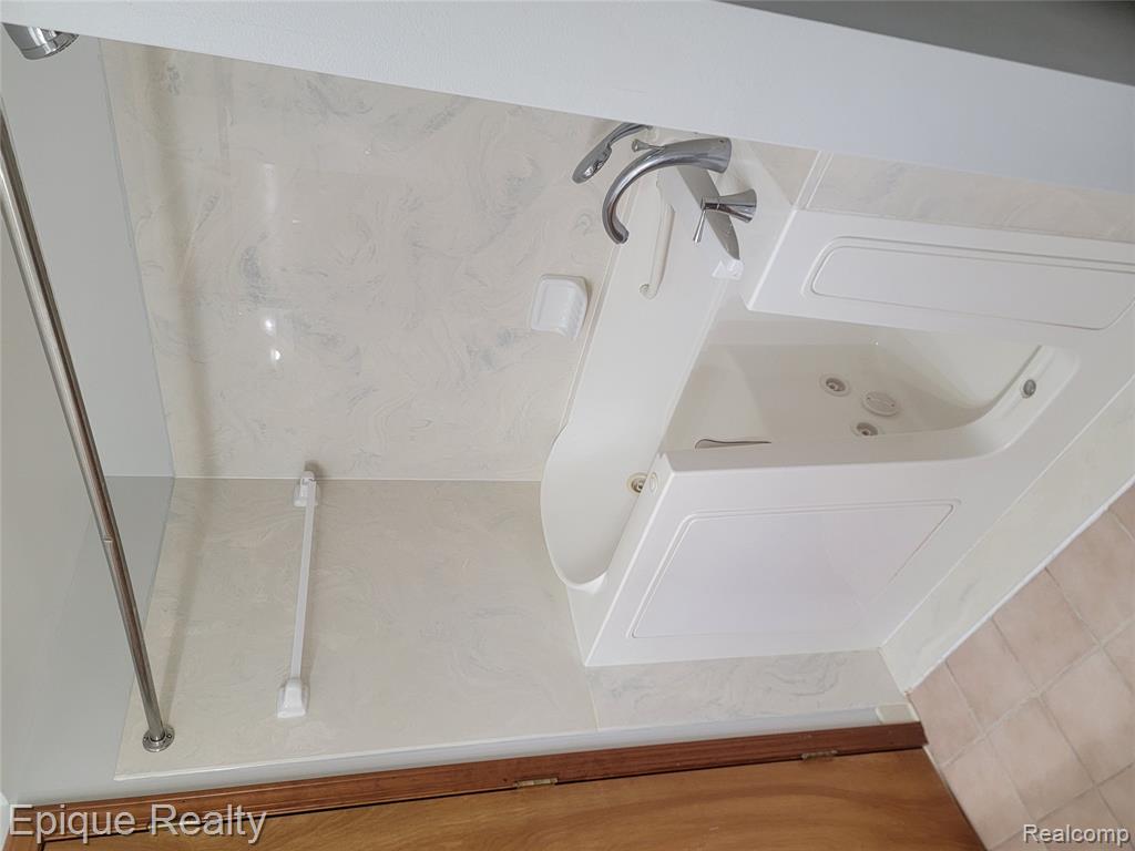 416 River Valley Drive, Marine, MI — Photo 14