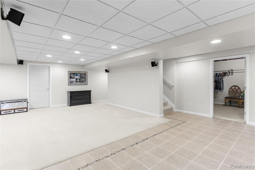 6241 Sapphire Court, Grand Blanc, MI 48439 — Photo 41