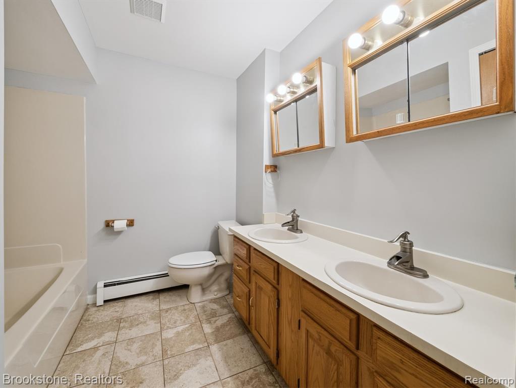 771 Gertrude Road, Waterford, MI 48328 — Photo 28