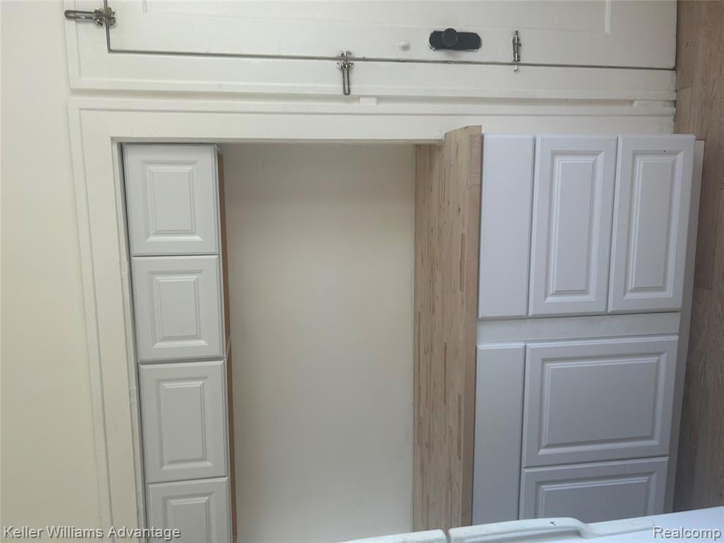 8625 Dexter Ave, Detroit, MI 48206 — Photo 3