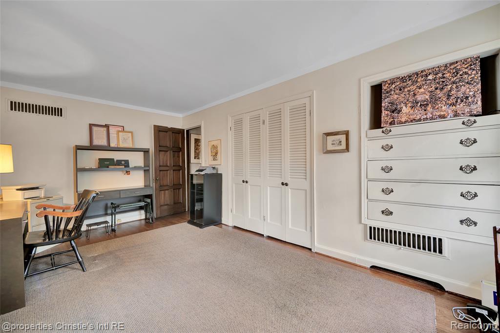 19635 Shrewsbury Road, Detroit, MI 48221 — Photo 31