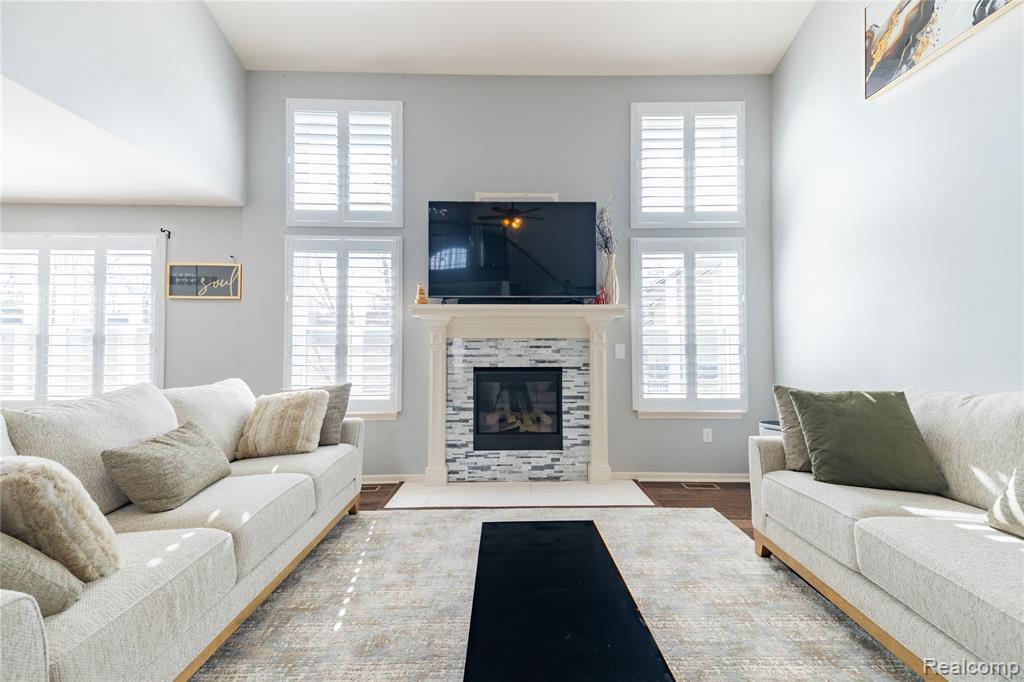 37421 Theresa Lane, New Boston, MI 48164 — Photo 8