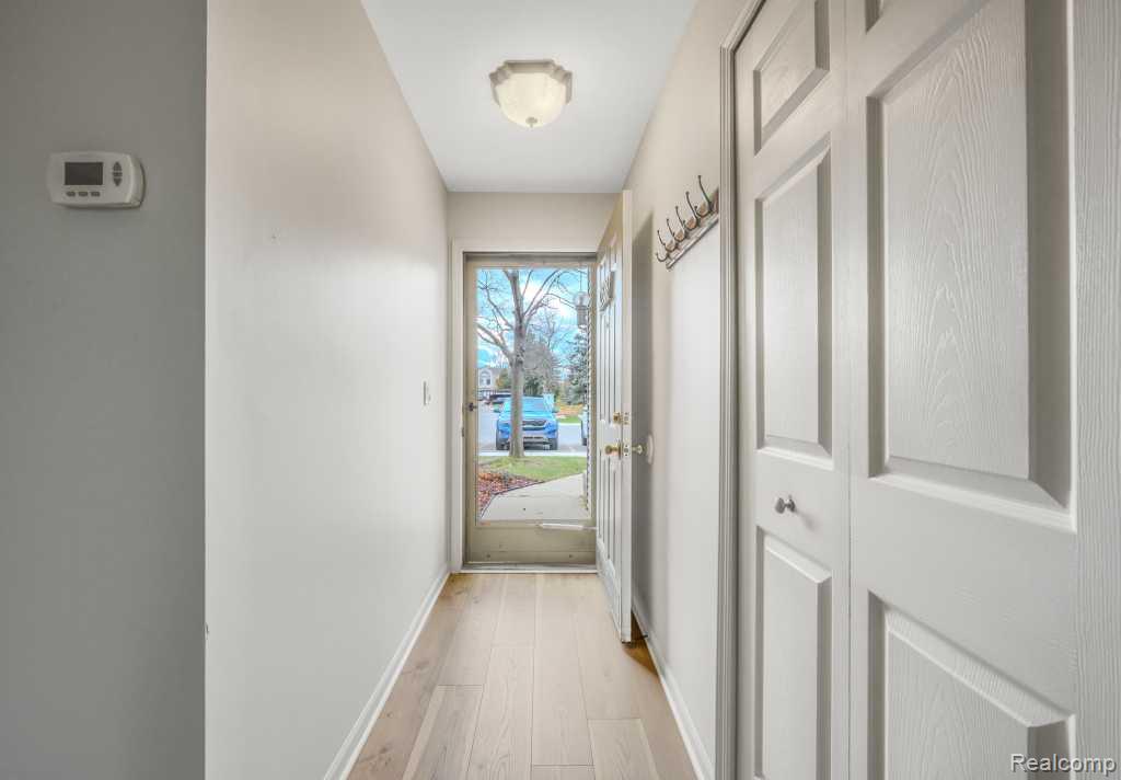 42538 Lilley Pointe Drive, 57, Canton, MI 48187 — Photo 2