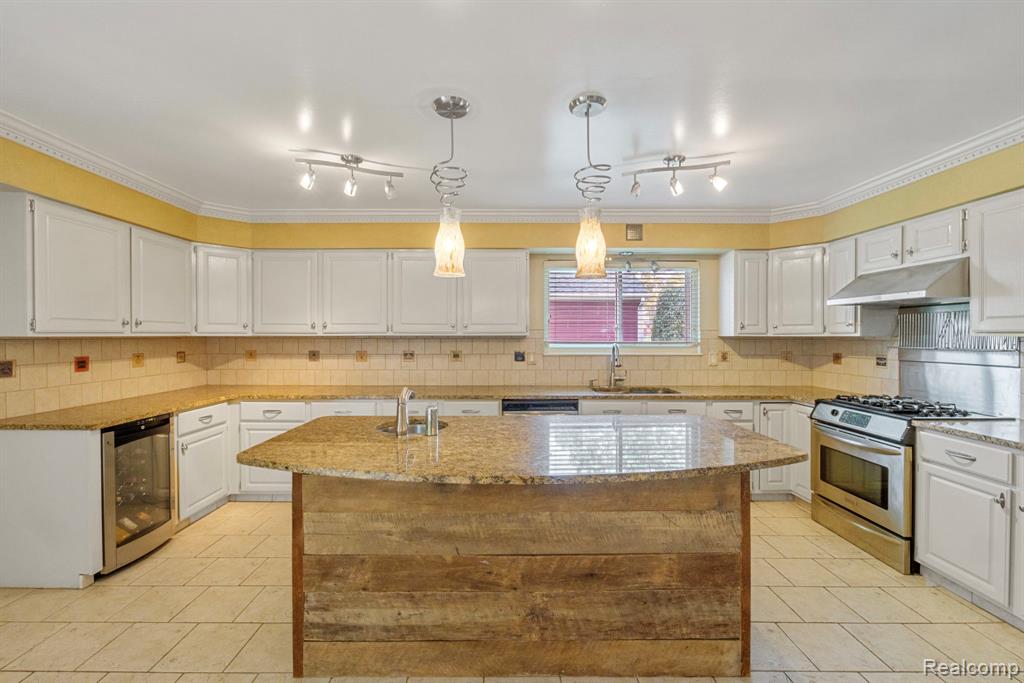8400 Oak Shade Court, Davison, MI 48423 — Photo 13
