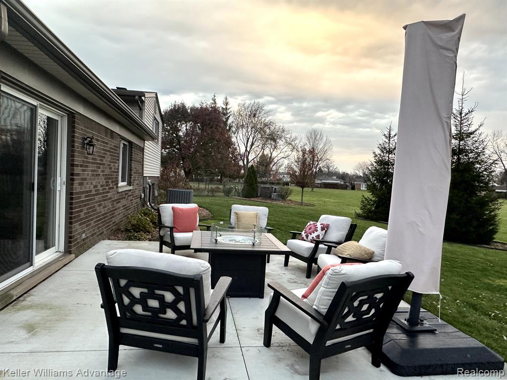 43924 ORLEANS, Canton, MI 48187 — Photo 41