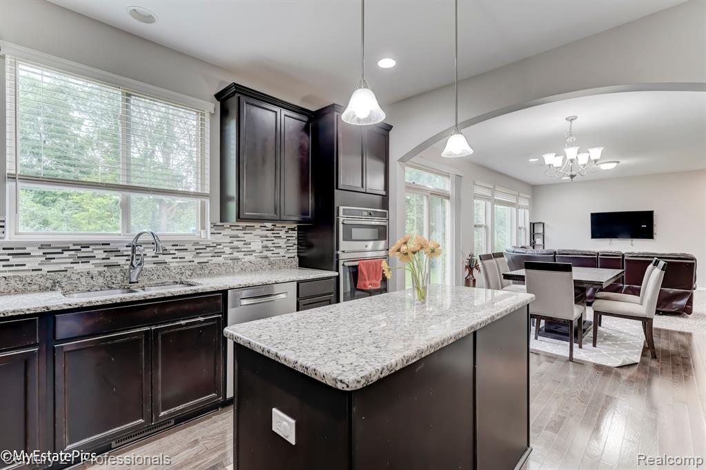 50784 SEVILLA Circle, Novi, MI — Photo 25
