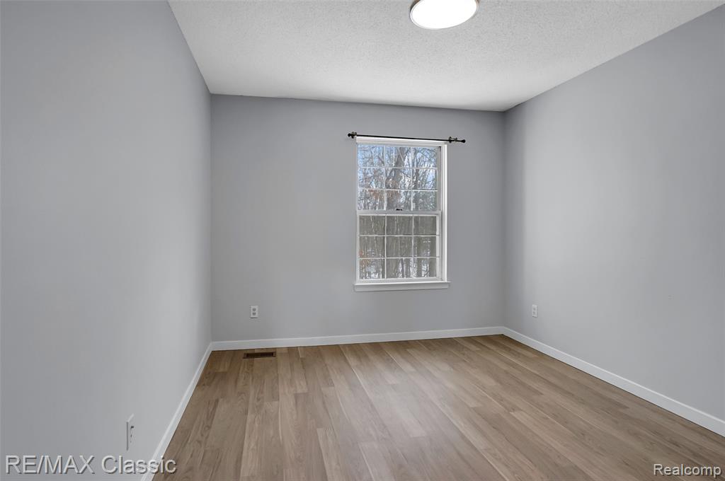 41498 Cornell Drive, Novi, MI — Photo 24