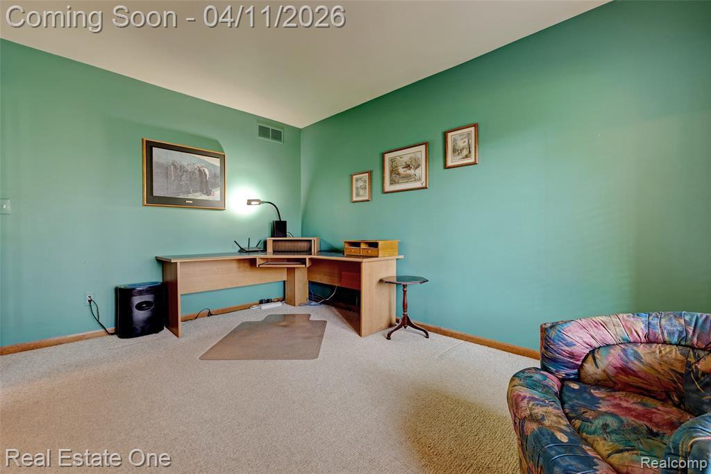 6400 Oak Hill Road, Ortonville, MI 48462 — Photo 7