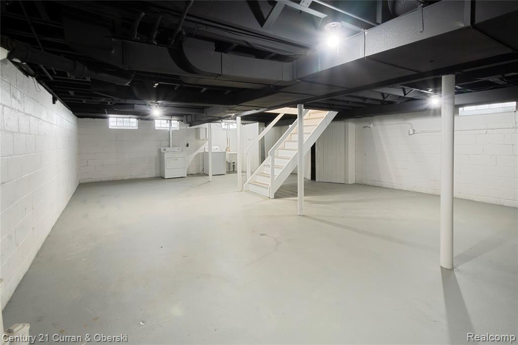 9259 W Outer Drive, Detroit, MI 48219 — Photo 28