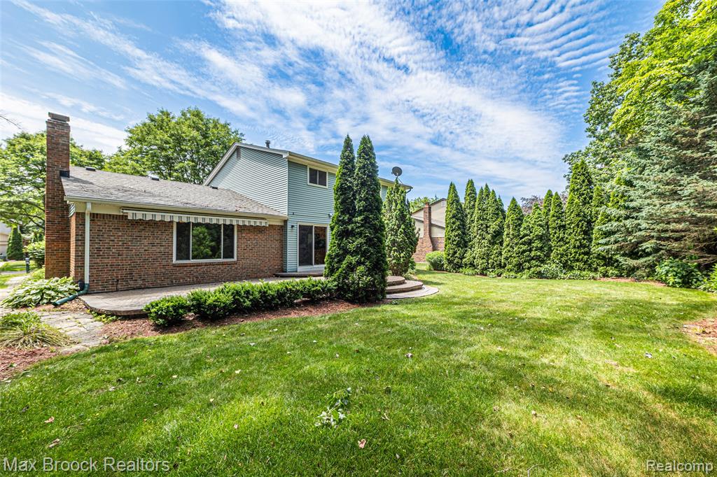 683 Thurber Drive, Troy, MI 48085 — Photo 6