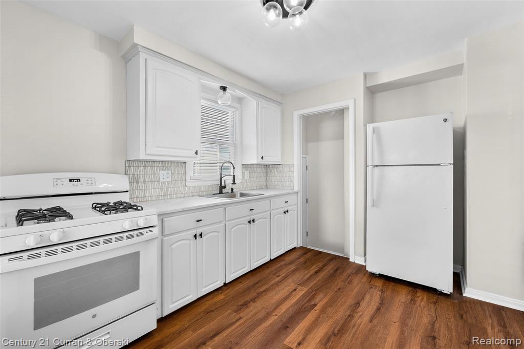 582 Mill Street, Lincoln Park, MI 48146 — Photo 7