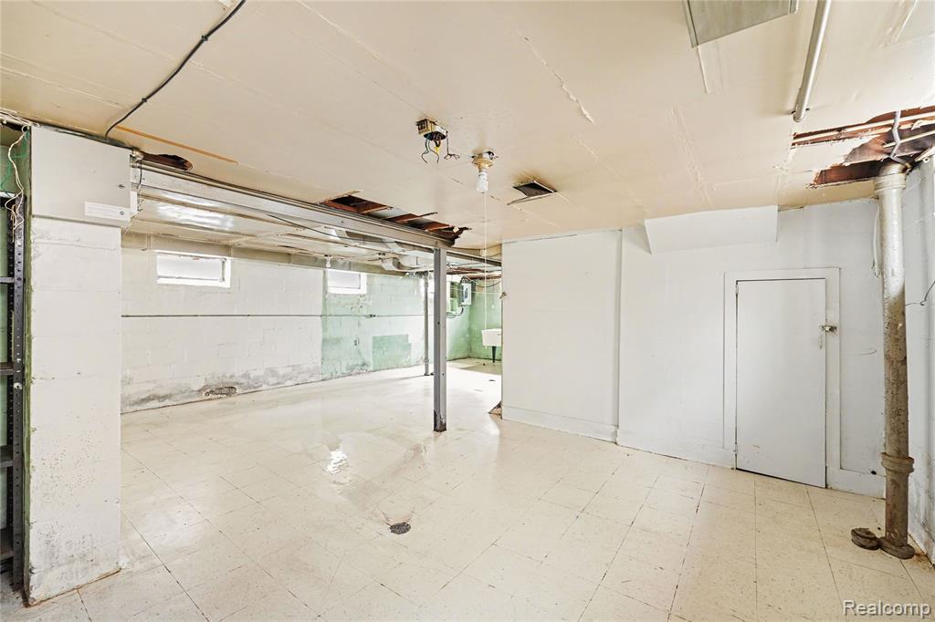 14814 Lesure Street, Detroit, MI 48227 — Photo 12