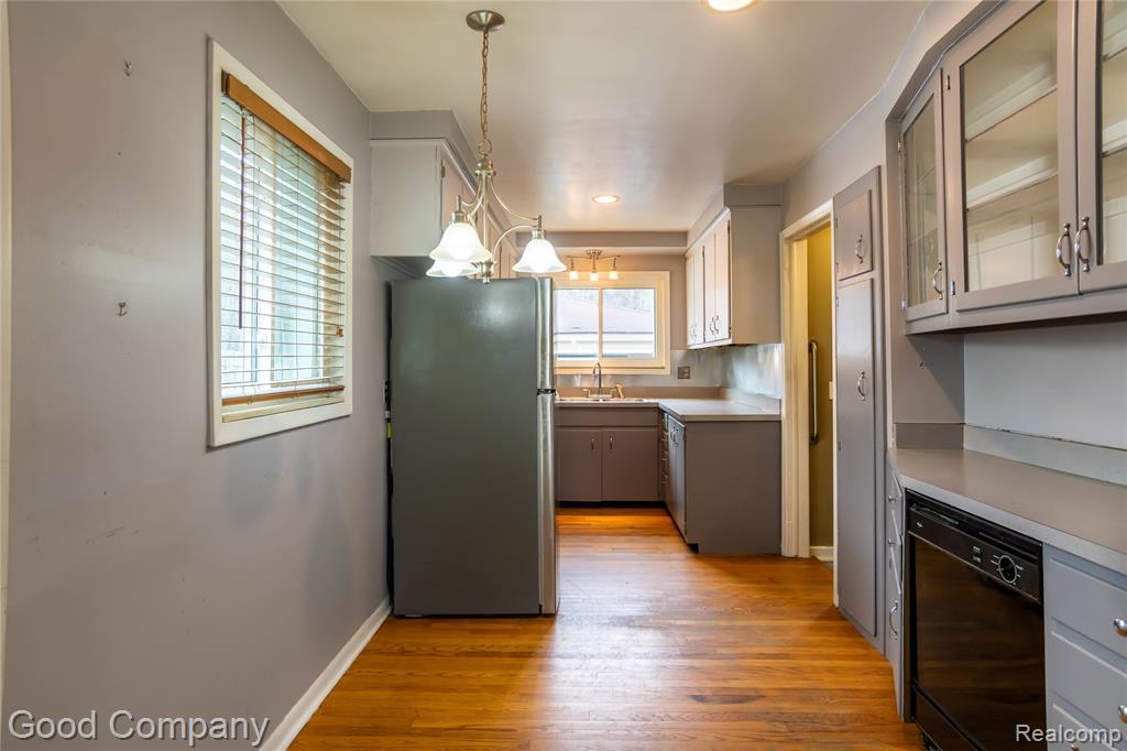 725 Duchess Street, Milford, MI 48381 — Photo 4